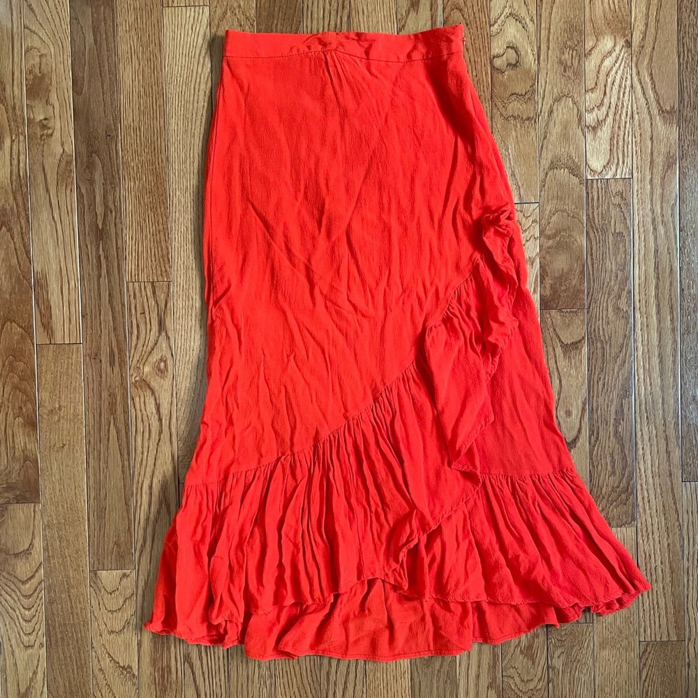 Long ruffle skirt